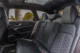 Audi RS6 Avant Maxton