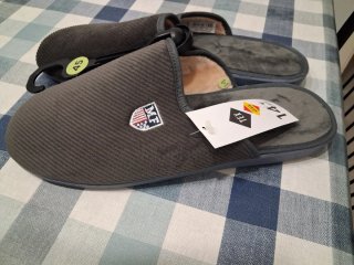 Zapatillas de casa hombre negras y grises