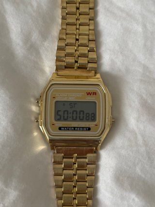 Reloj Casio Dorado