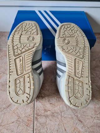 Adidas Rivalry Low