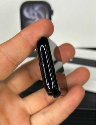 Apple Watch Series 11 46mm Space Gray