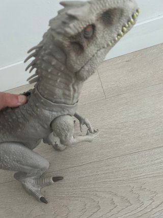 Indominus Rex Juguete con Luces y Sonido