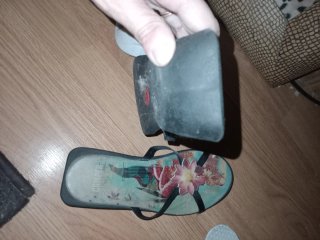 Chanclas cómodas de goma