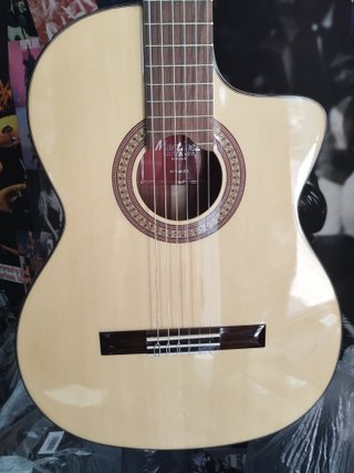 (Nueva) Guitarra Flamenca Martinez (MFGRSCE)
