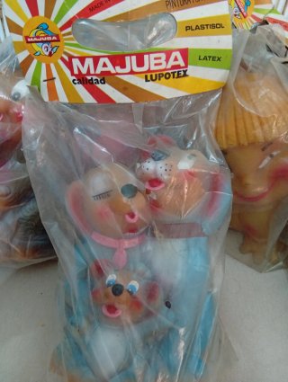 Conjunto 6 muñecos goma Majub