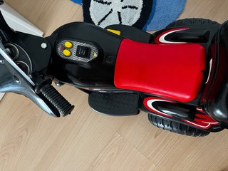 Moto Eléctrica Infantil Negra y Roja