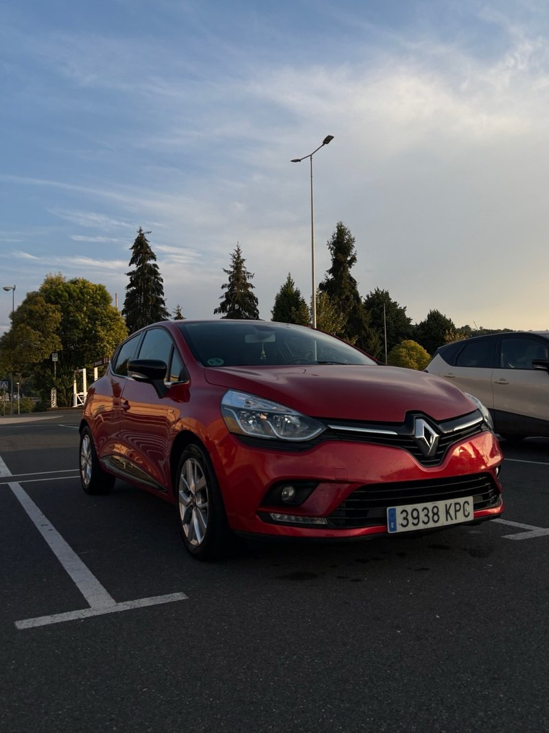 Renault Clio IV (Clio 4) 0.9 TCe 90cv Limited - foto 1