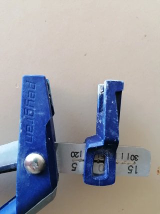 Pinza alicate ergonómica PEYGRAN