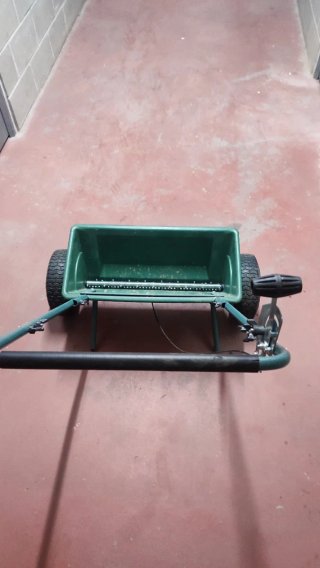 Carro Esparcidor Semillas/Abono