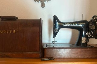 Máquina de coser Singer antigua