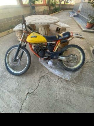 Puch Conor Moped naranja y Amarilla