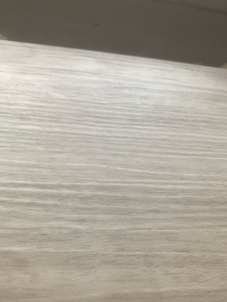 Suelo vinilo spc 5,5mm 0,55 capa uso. Color gris.