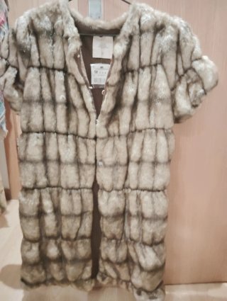 Abrigo largo pelo sintético Zara - Talla M- nuevo