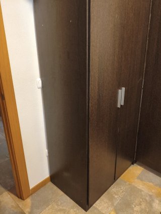 2 Armarios wengue 2 puertas.