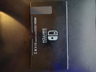 Nintendo Switch Azul y Rojo seminueva