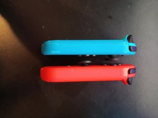 Nintendo Switch Azul y Rojo seminueva