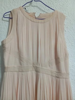 Vestido largo plisado rosa