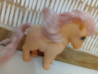 Mi Pequeño Pony Ojos Durmientes Corazones