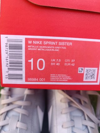Nike Sprint sister T-42 Plata