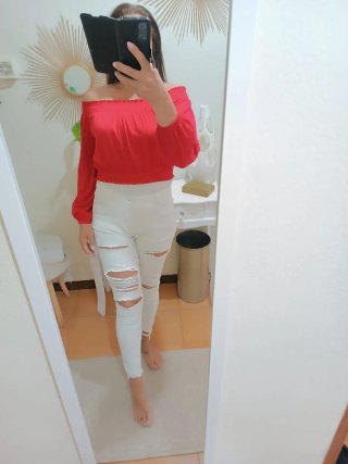 Top spalle scoperte manica lunga rosso