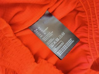 Top spalle scoperte manica lunga rosso