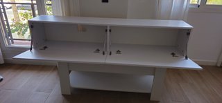 Mesa elevable y mueble TV