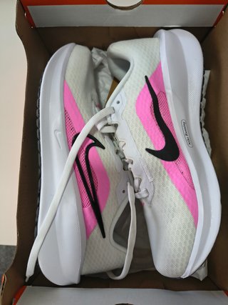 Zapatillas Nike Mujer Blancas y Rosas Nuevas