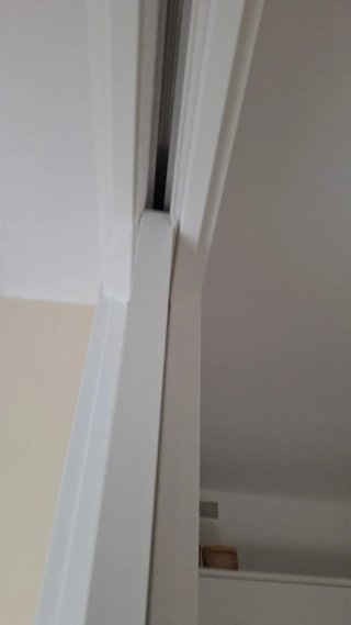 Puerta interior corredera lacada blanca, 212×82,5