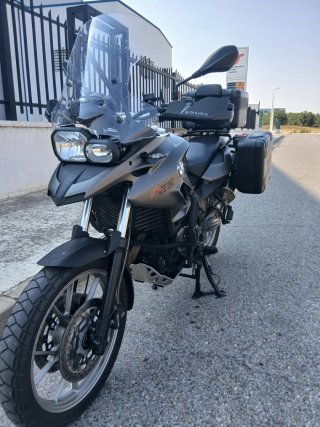 BMW F700GS