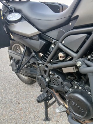 BMW F700GS