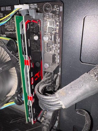 PC Intel i3 10100F 24GB/2TB RAM RTX 2070 Super