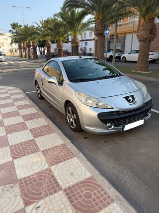 Peugeot 207cc  2008