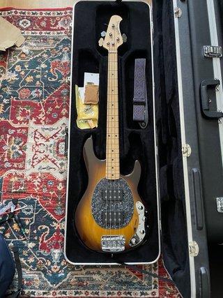 Musicman StingRay 4 Bajo Eléctrico