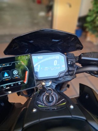 Kawasaki Z900E 2022 Negra/verde