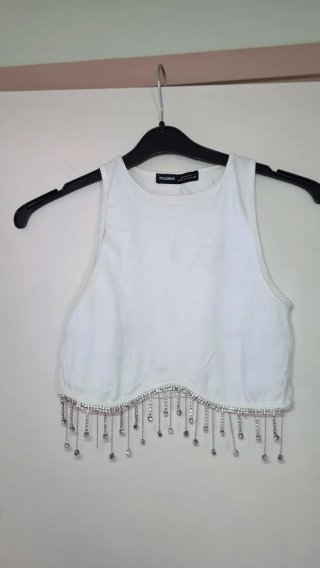 Top Pull&Bear con colgantes plateados Talla S