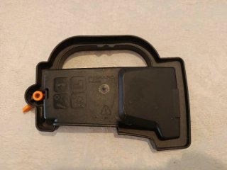 Hacha FISKARS finlandesa original con funda