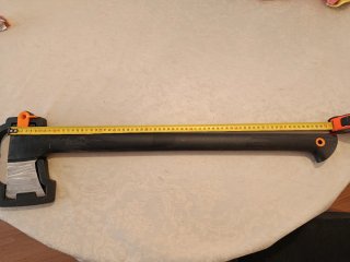 Hacha FISKARS finlandesa original con funda