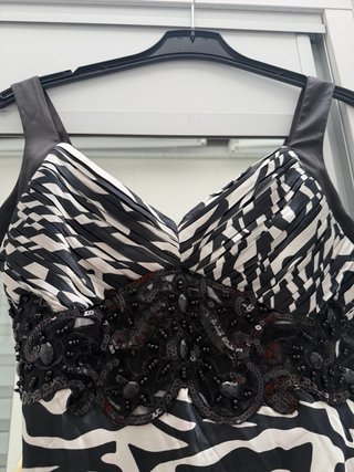 Vestido largo estampado cebra