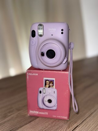 Cámara Fujifilm Instax Mini 11 Lila