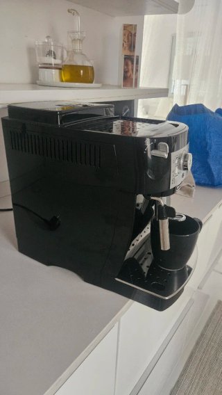Cafetera automática MagníficaS Delonghi