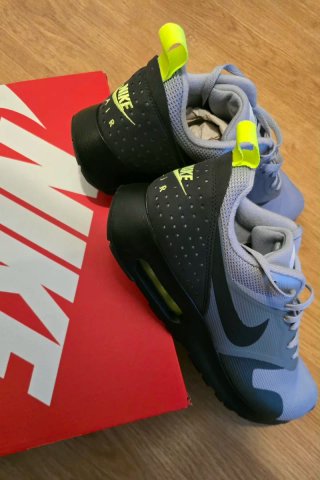 Nike Air Zapatillas Negras y Grises