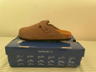 Zuecos de verano marrones. Talla 40