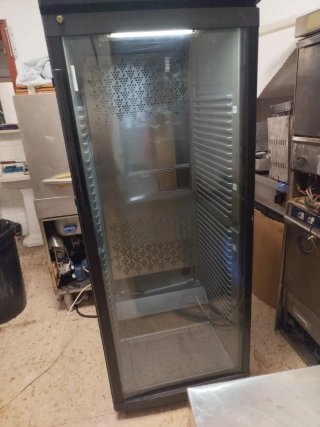 Vinoteca refrigerador LIEBHERR WT 4127