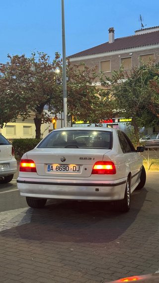 BMW 523i E39 Manual
