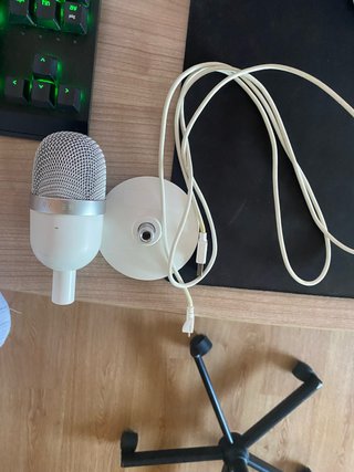 Micrófono Razer serie Mini + Base y Cables
