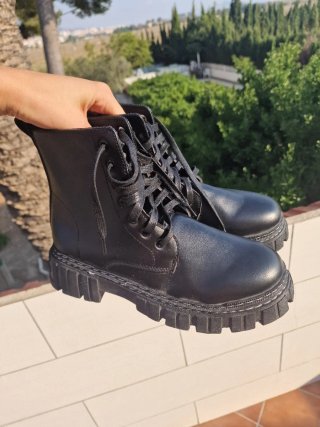 Botas negras UNISEX
