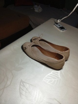 Manoletinas beige Formula Joven talla 37