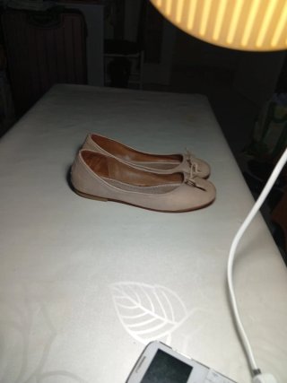 Manoletinas beige Formula Joven talla 37