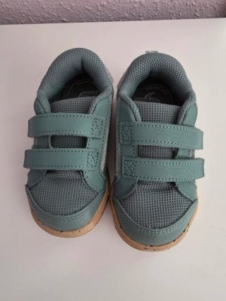 Deportivas  Domyos talla 22