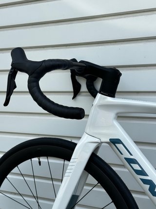Bici carretera aero CONOR nueva